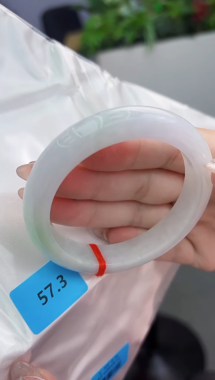 【闪购商品】翡翠手镯未镶嵌翡翠手镯