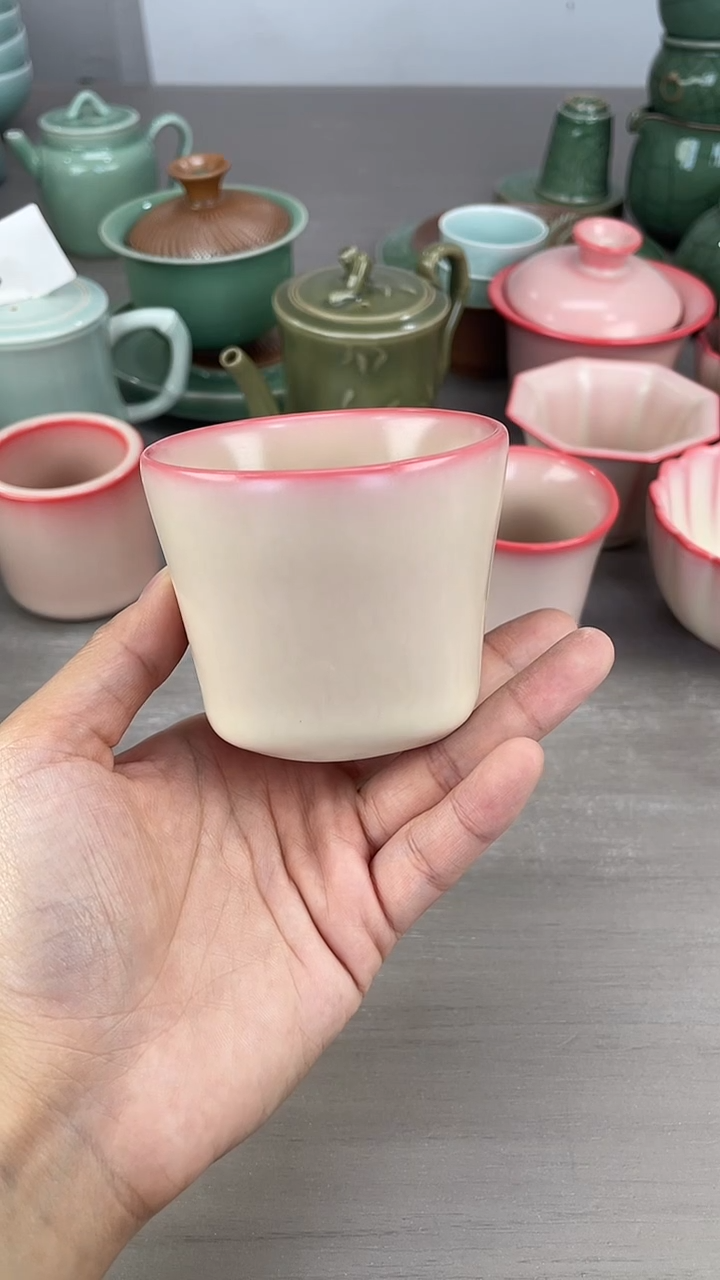 青瓷仓储福利清仓微瑕