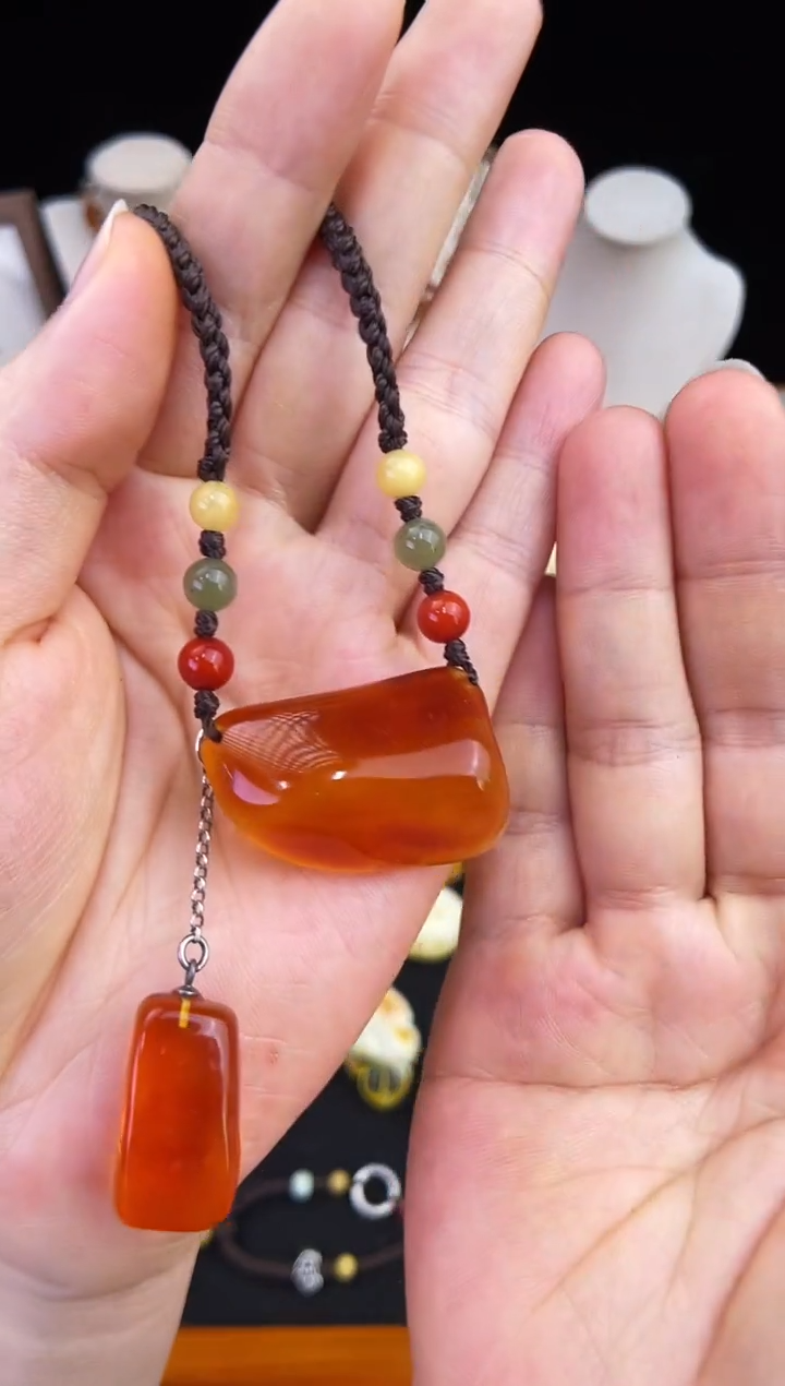 琥珀未镶嵌珠宝奇石柒月