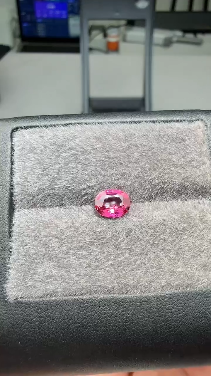 【闪购商品】碧玺卢比来未镶嵌1ct-A333-1p