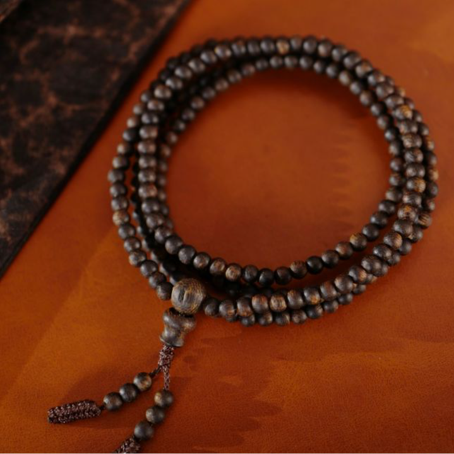 沉香一了个卜【梵音绕梁】奇楠沉水级圆珠（最小沉香点位）