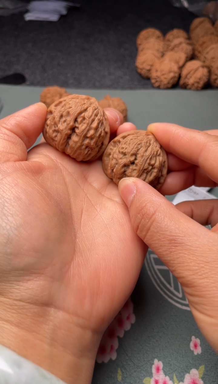 把件文玩核桃w178  金牛   37尺