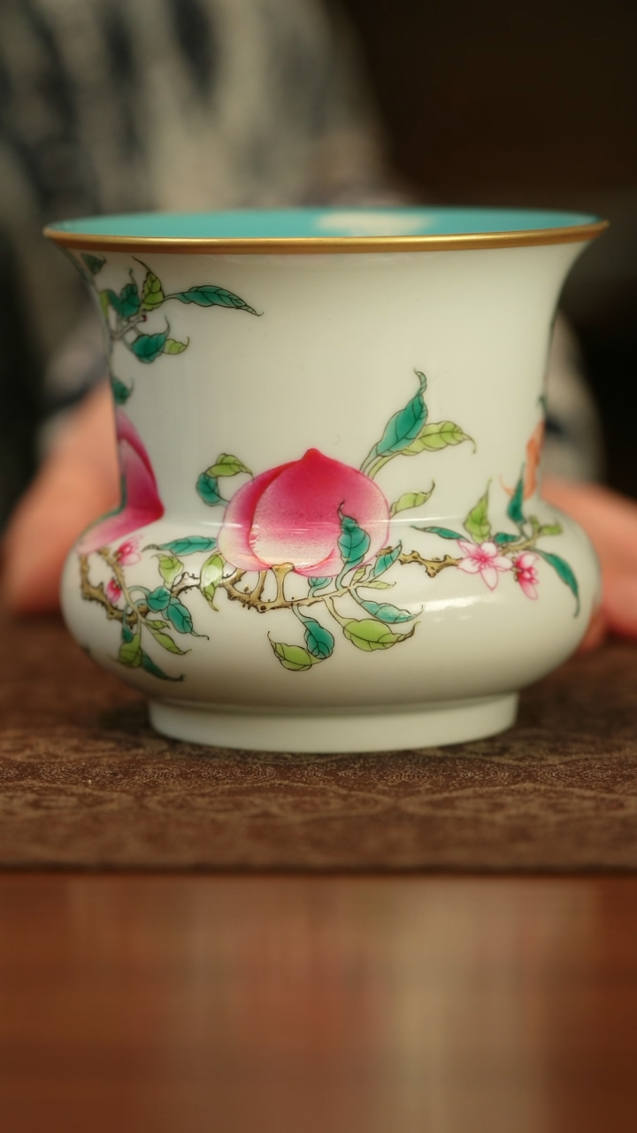 【闪购商品】旸府晴雪粉彩寿桃渣斗