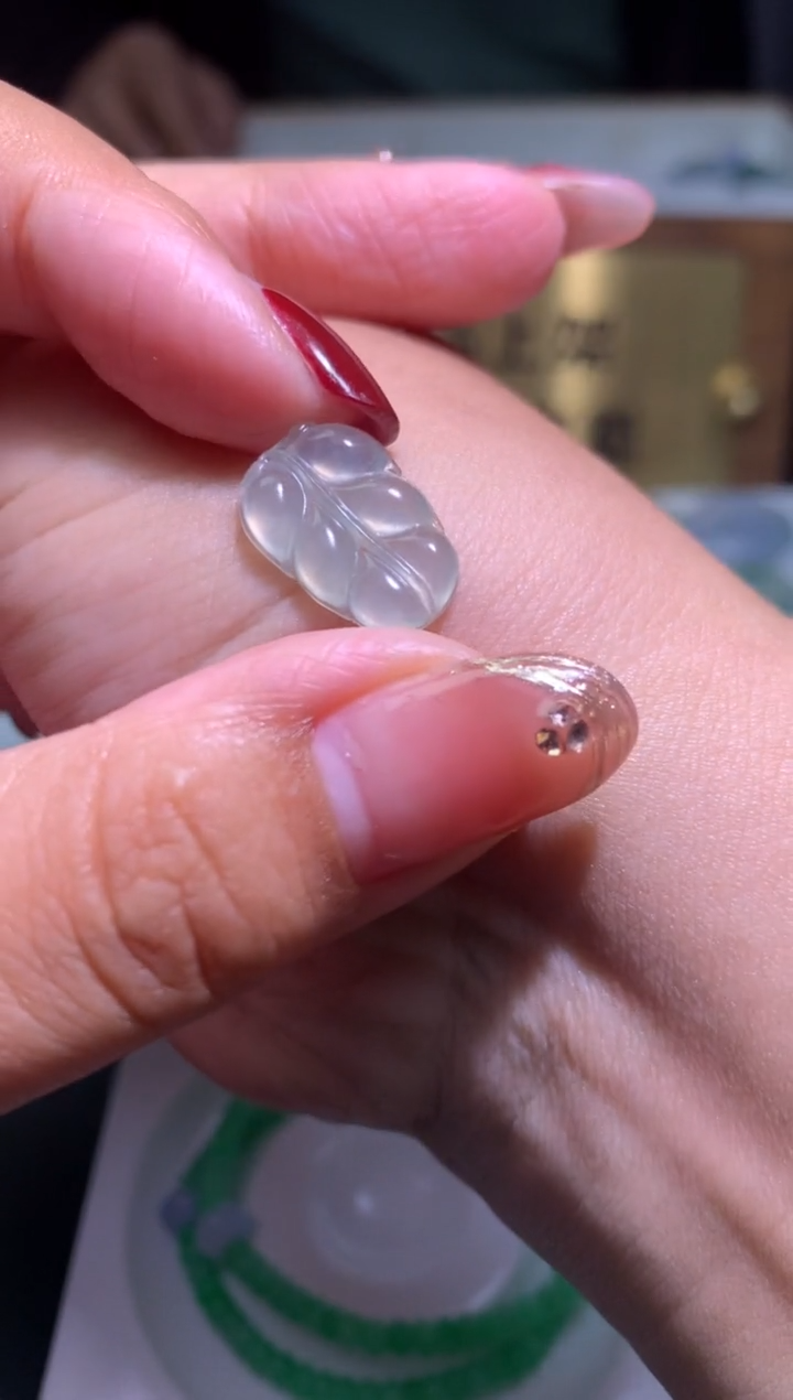 【闪购商品】定制翡翠未镶嵌毛货