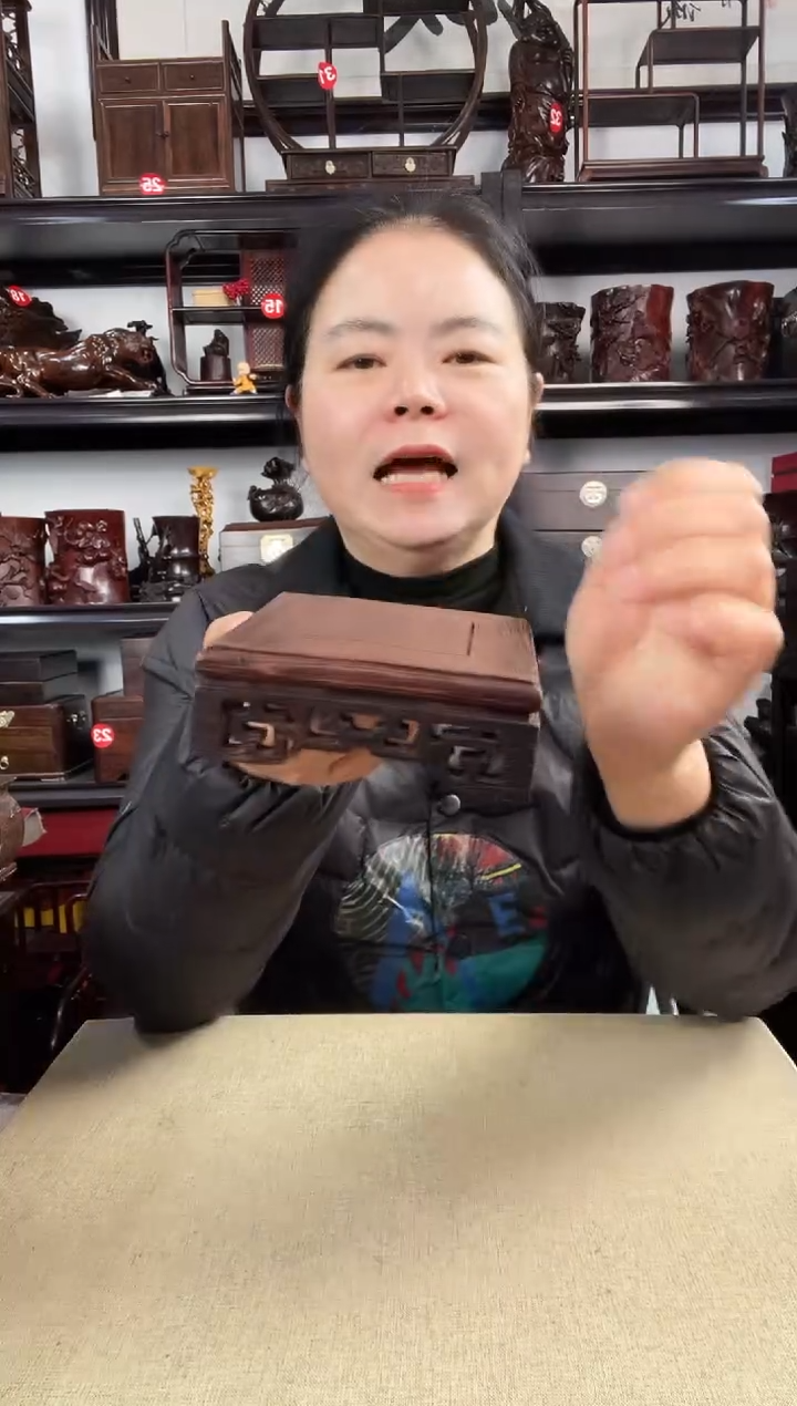 木鸡翅木正方老李红木工艺品