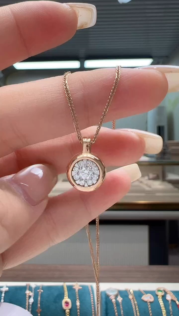 【闪购商品】钻石吊坠(不含链)18K金镶嵌钻石泡泡吊坠K红