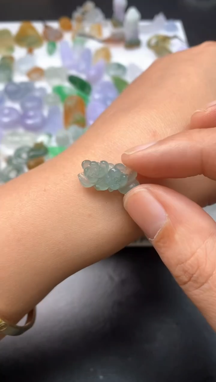 定制翡翠未镶嵌翡翠毛货发货发一个