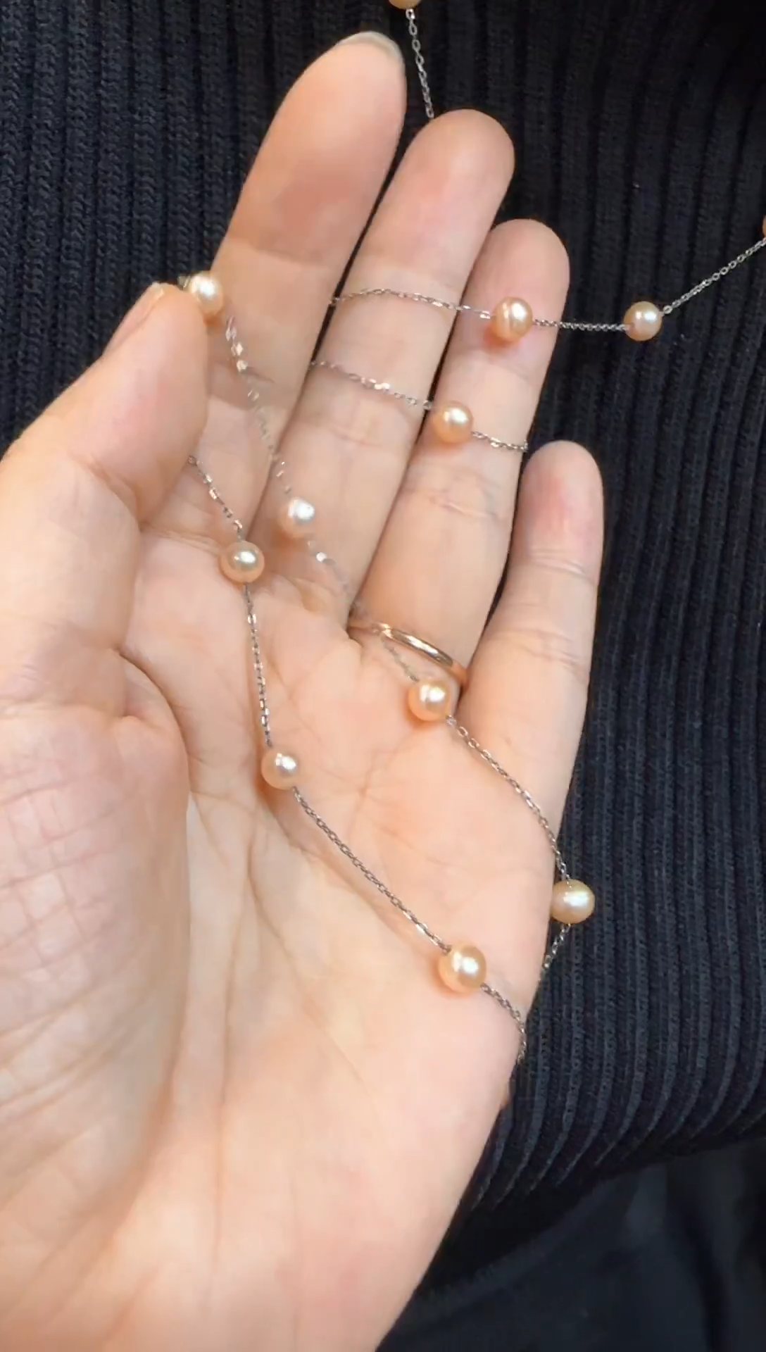 无磁石白珠毛衣链