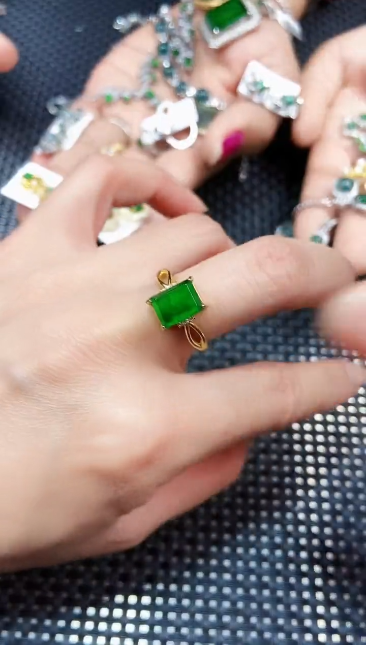 【闪购商品】翡翠戒指未镶嵌111111111