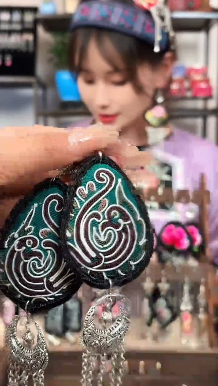 织绣艺枝独秀手工饰品323