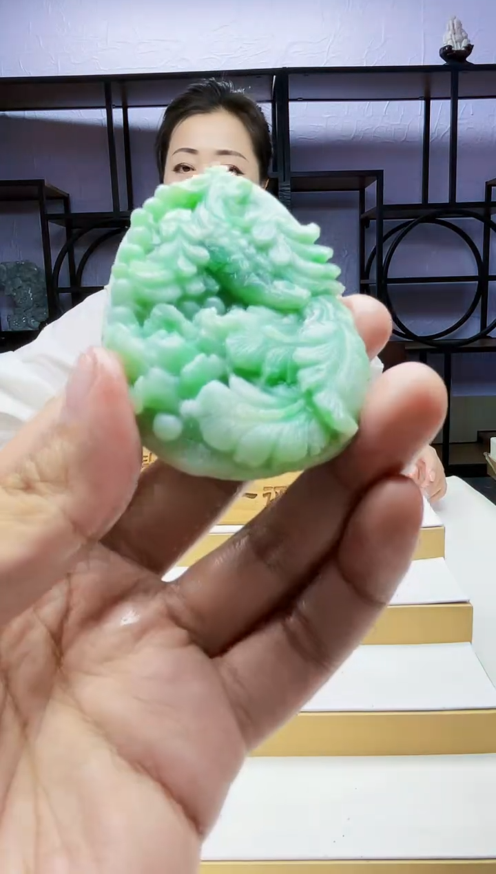 【闪购商品】定制翡翠未镶嵌毛货01270210