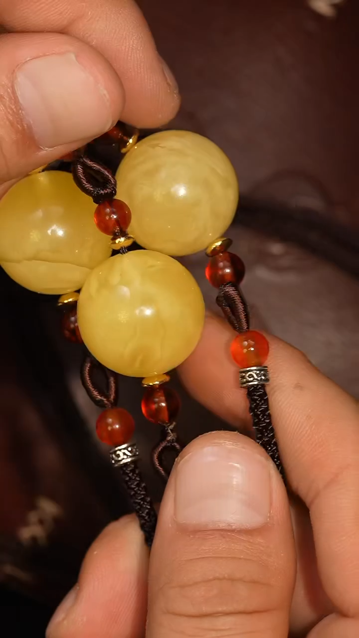 未镶嵌颈饰蜜蜡多样性发其一，DIY一