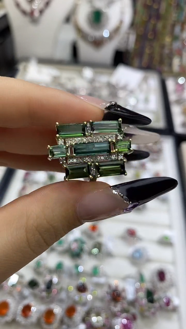 银S925镶嵌戒指定制碧玺楚楚珠宝中古甄选不退换