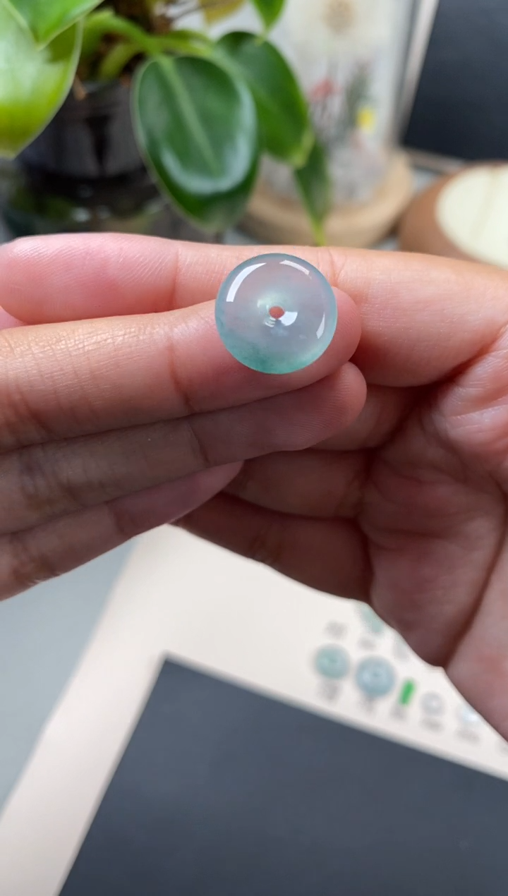 【闪购商品】翡翠颈饰未镶嵌翡翠冰晴平安扣