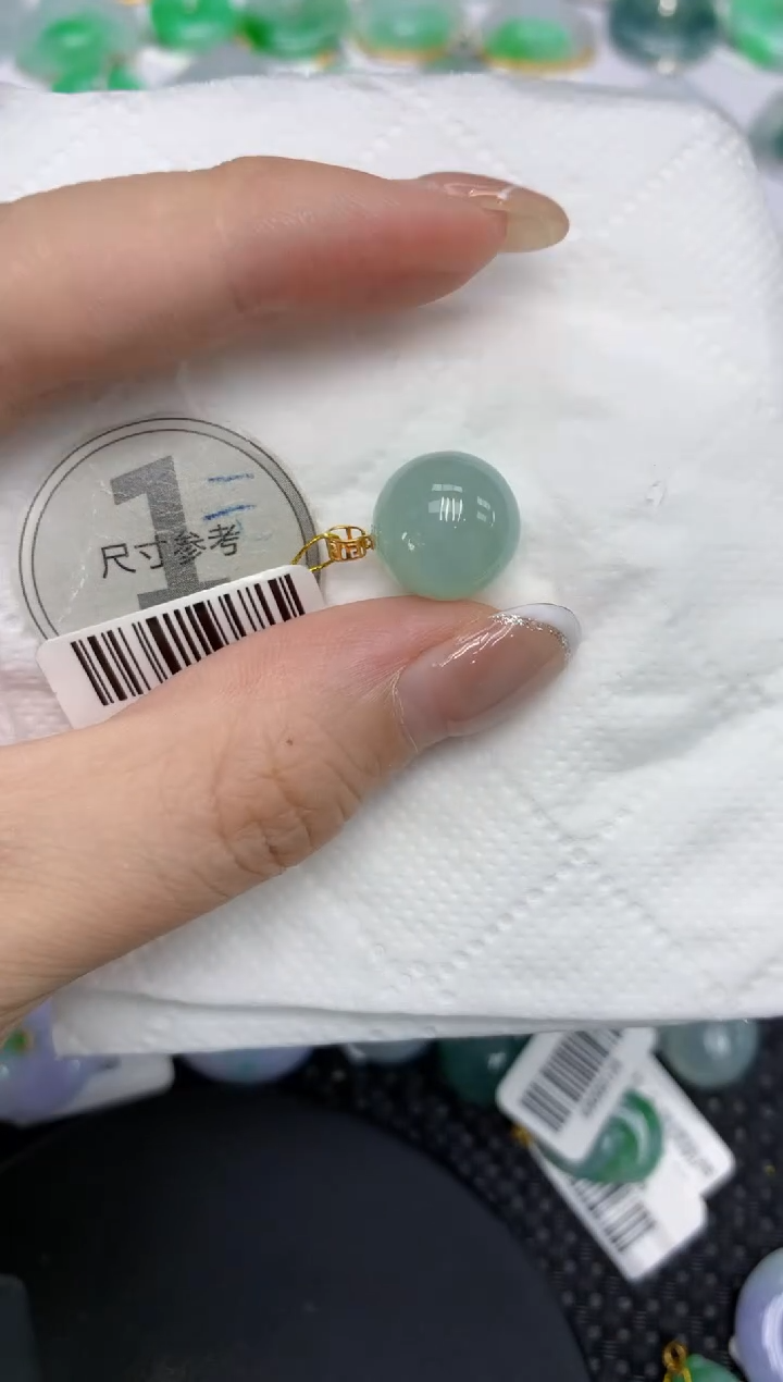 颈饰18K金镶嵌翡翠11111111