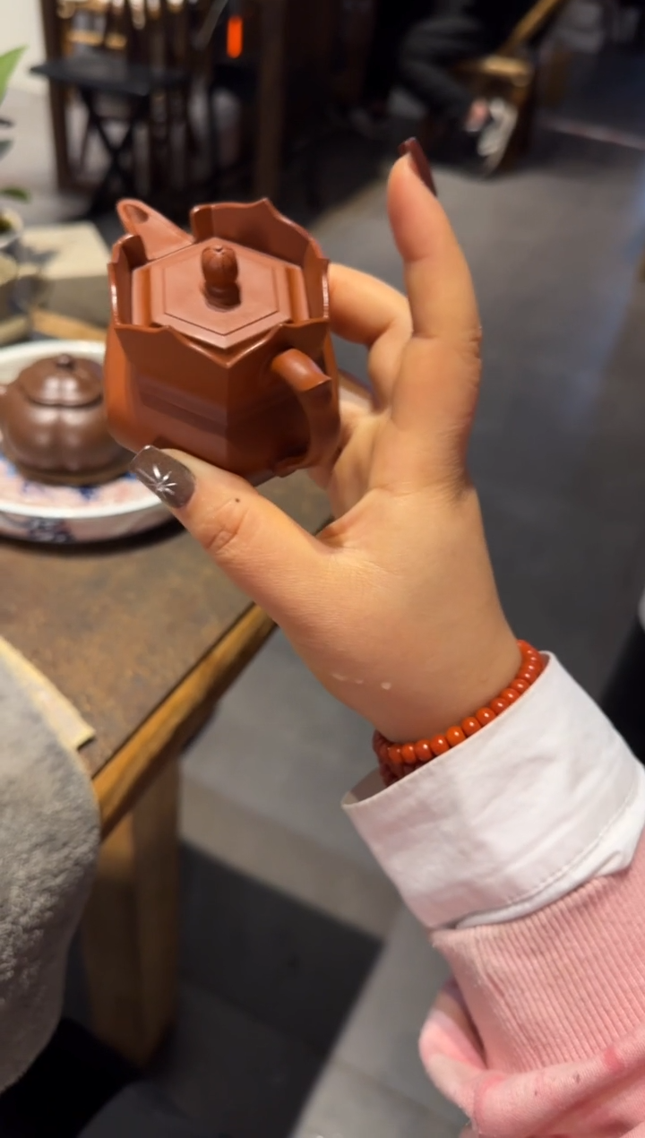 【闪购商品】紫砂茶壶朱泥小僧帽 90cc