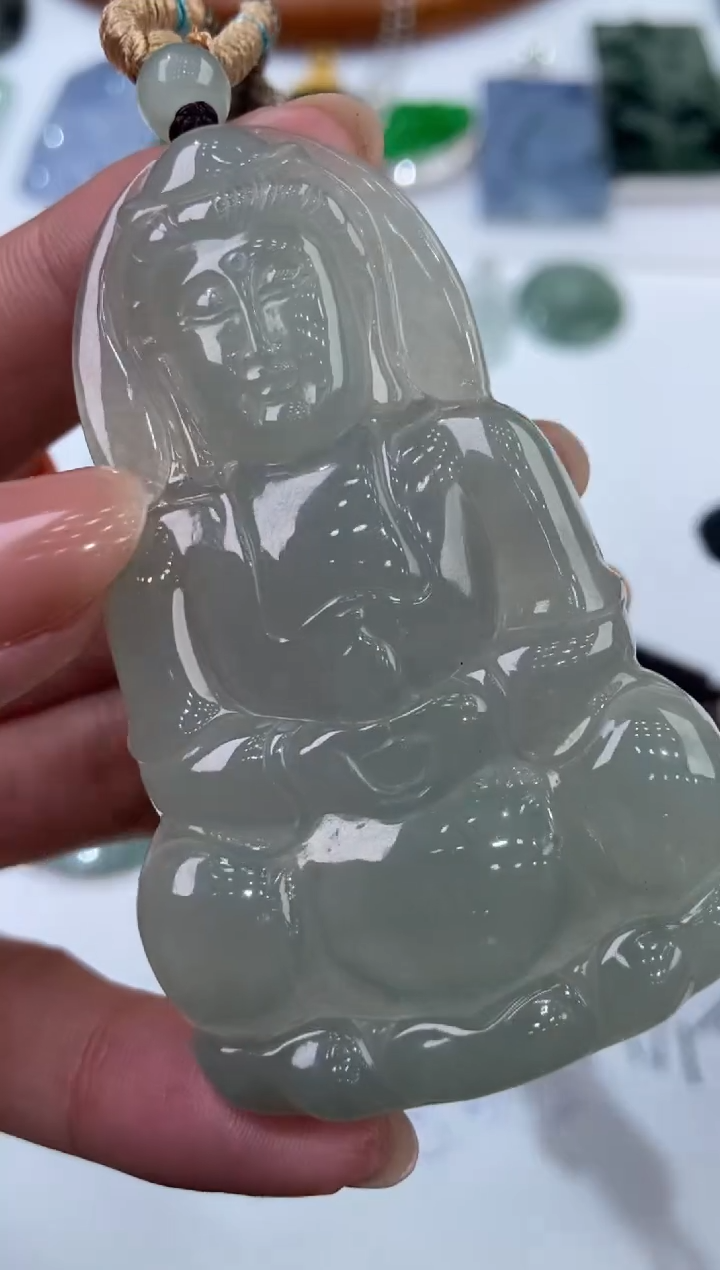 【闪购商品】翡翠未镶嵌颈饰2202739   