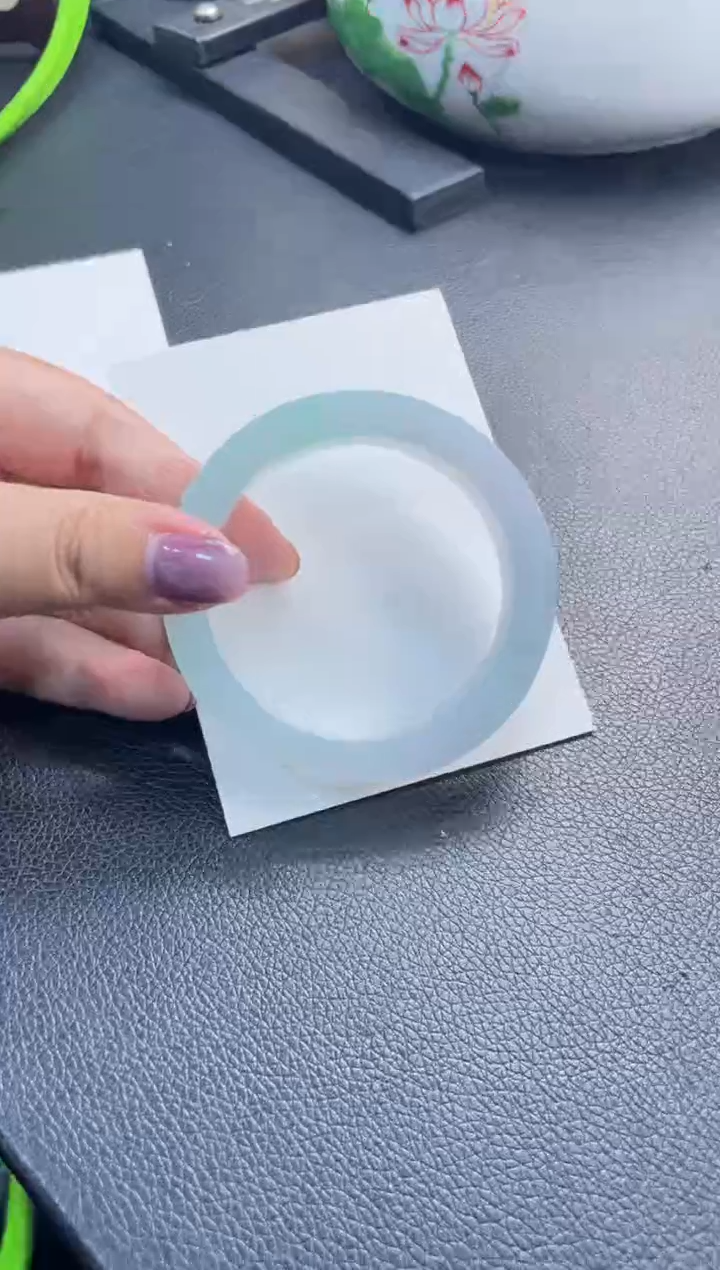 未镶嵌手镯定制翡翠t****陌SZDZXCZB3