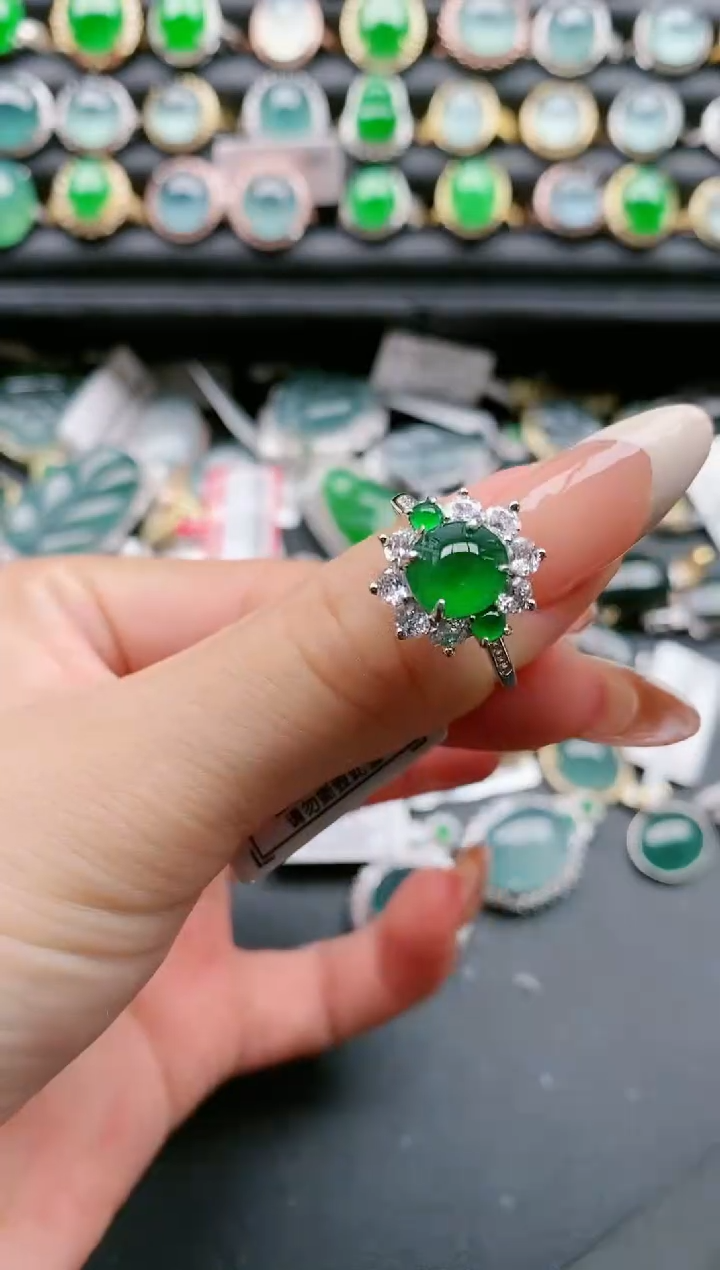 【闪购商品】翡翠戒指银S925镶嵌111111