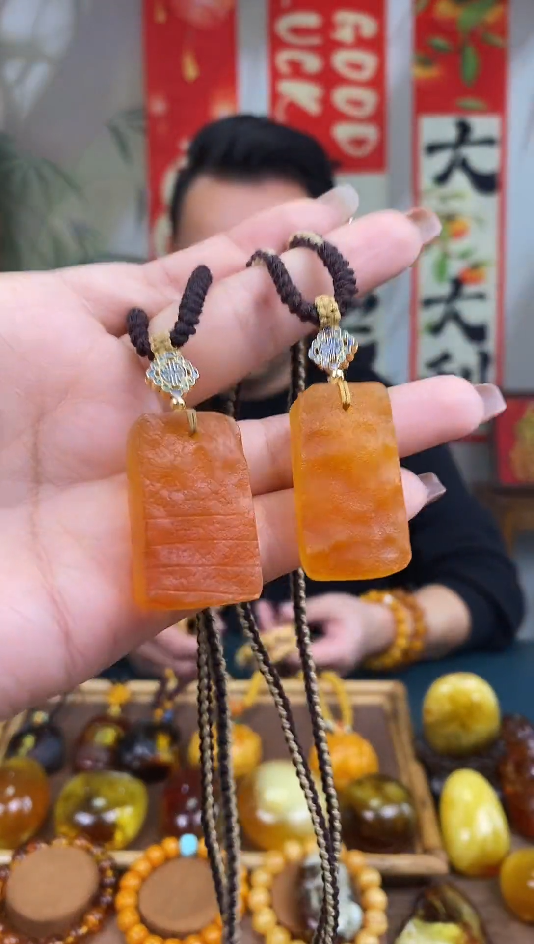 【闪购商品】琥珀裸石未镶嵌多样性发货 只发其中一件