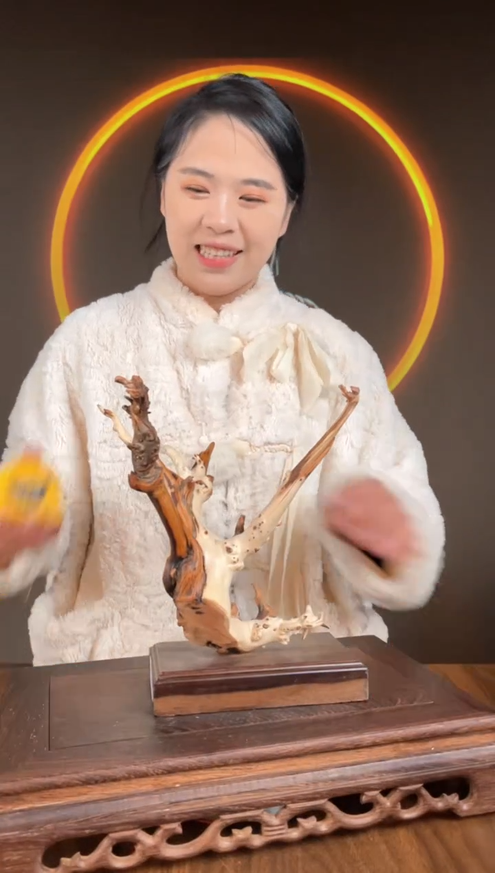 【闪购商品】柏木（崖柏）手工摆件,先抢先得!256