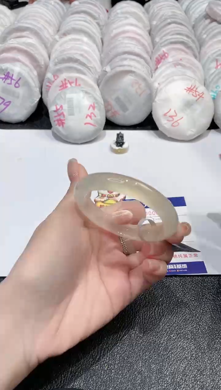 【闪购商品】玛瑙/玉髓手镯未镶嵌-*551