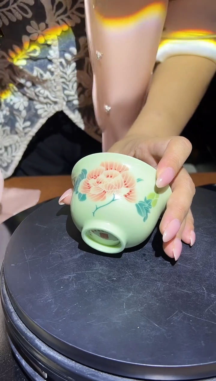 杯子瓷绿稀土绿稀土芙蓉花开压手杯