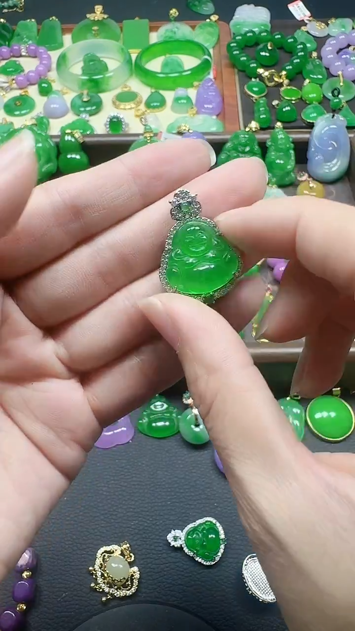 吊坠(赠链)14K金镶嵌翡翠冰绿镶嵌小佛