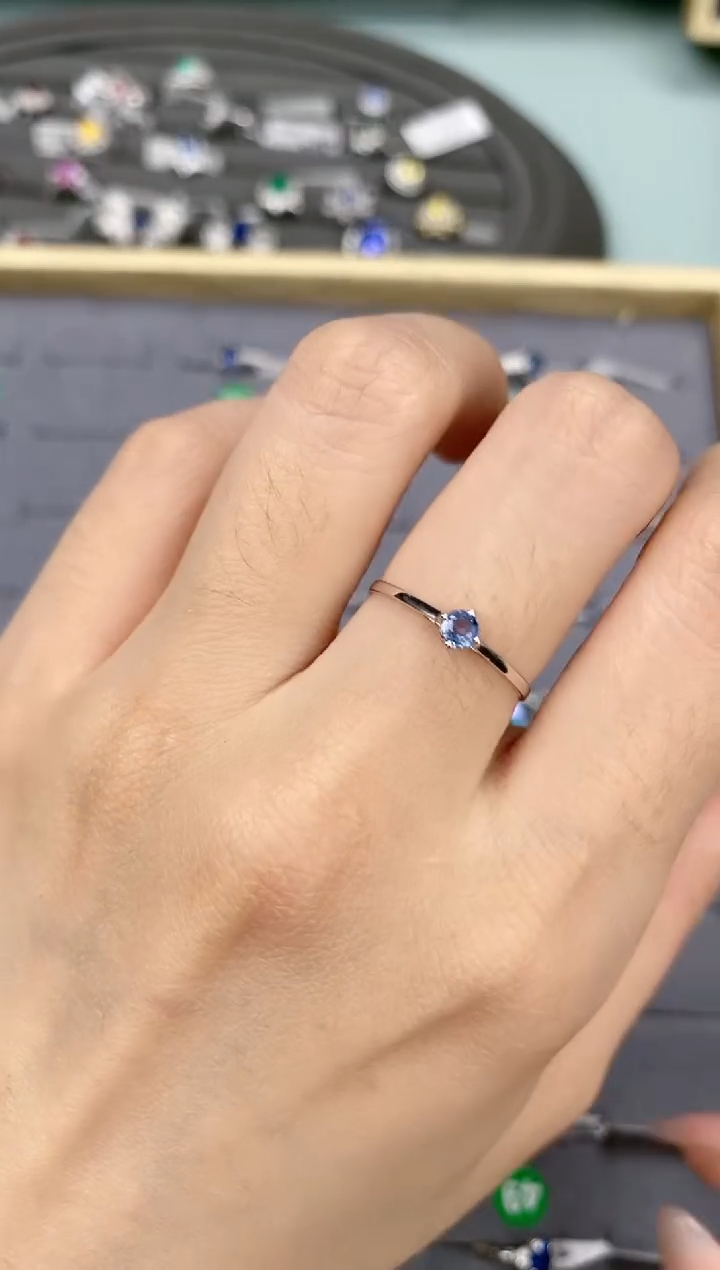 【闪购商品】蓝宝石戒指18K金镶嵌戒指