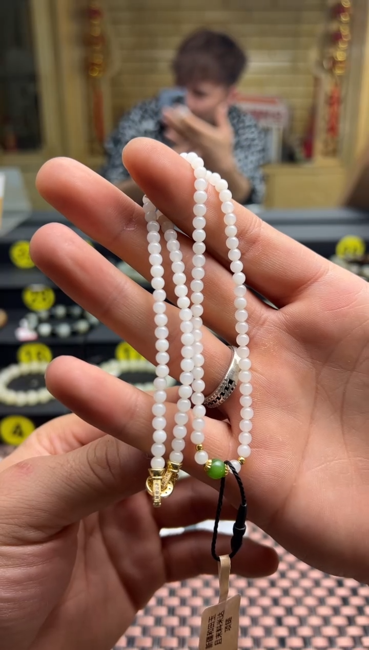 和田玉未镶嵌项链米达妈妈链卡4