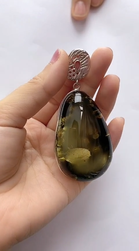 【闪购商品】琥珀裸石银S925镶嵌琥珀吊坠
