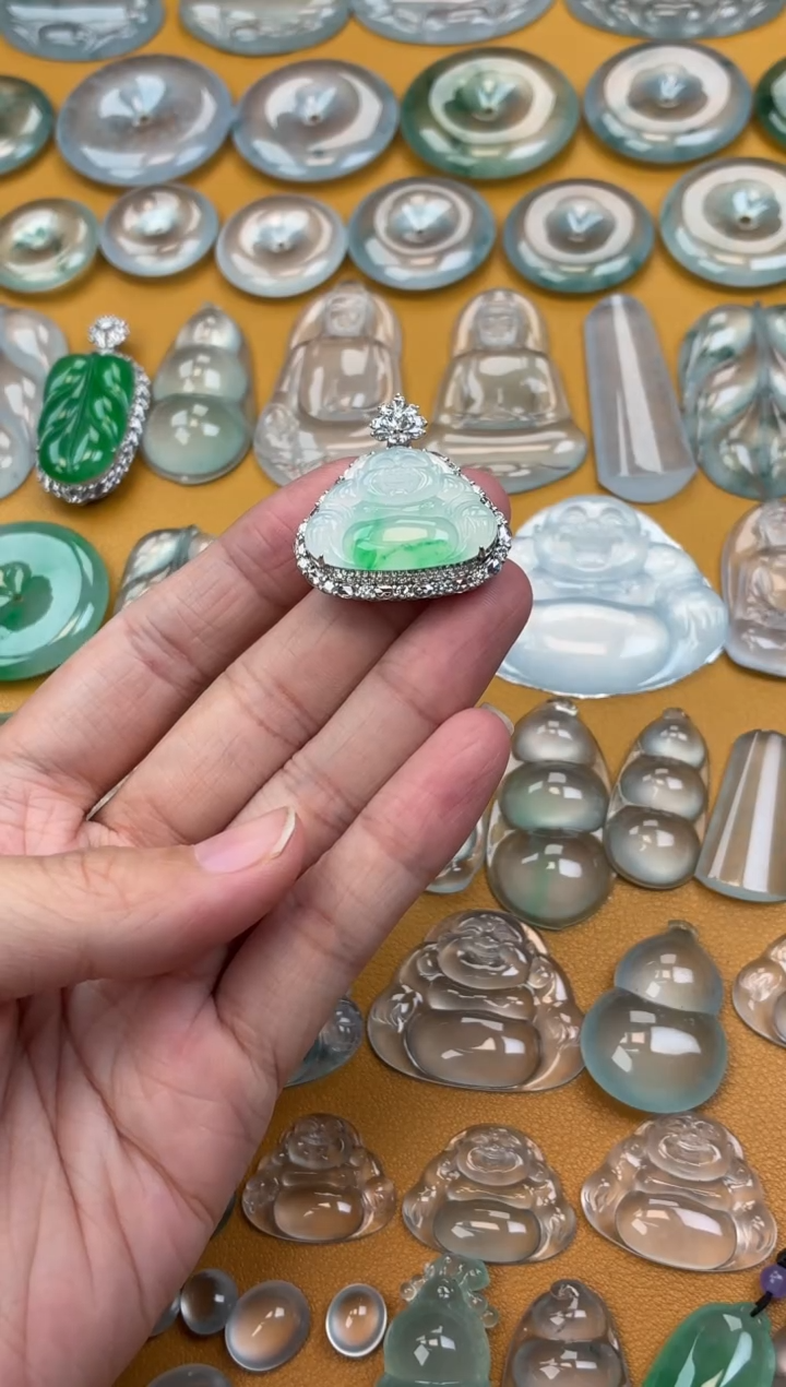 翡翠18K金镶嵌吊坠(不含链)佛公 