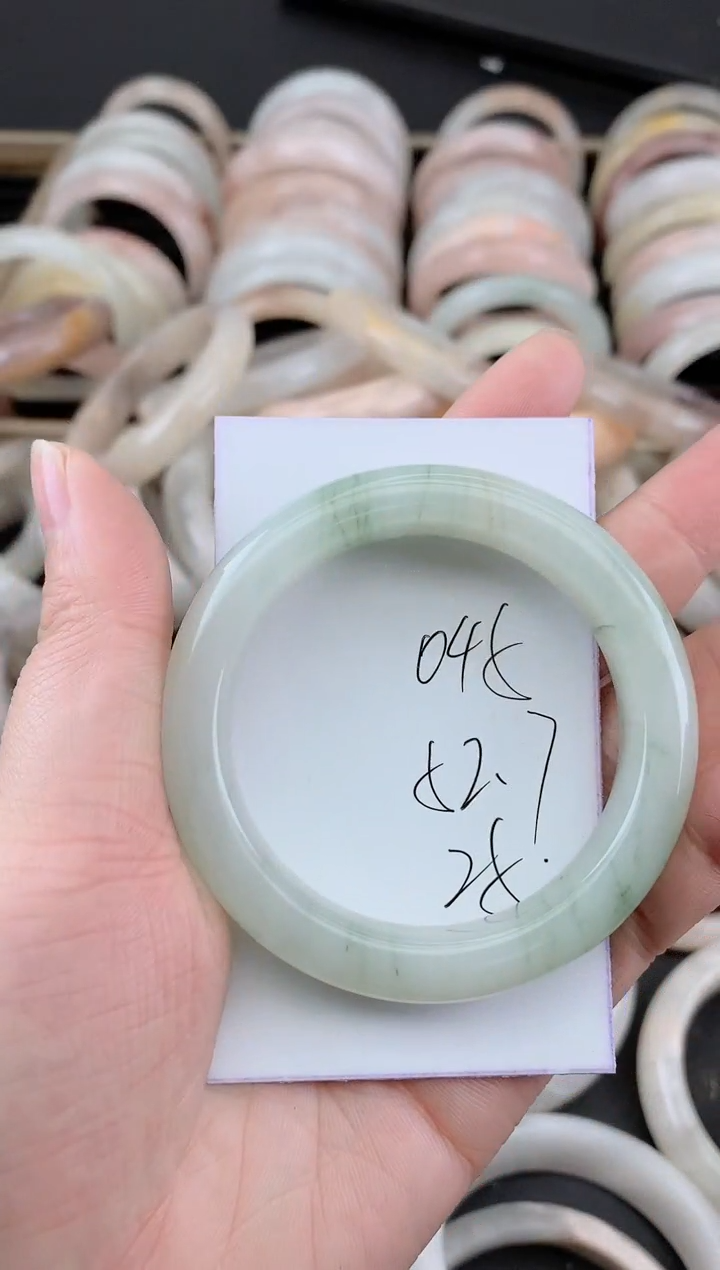 未镶嵌手镯石英质玉045