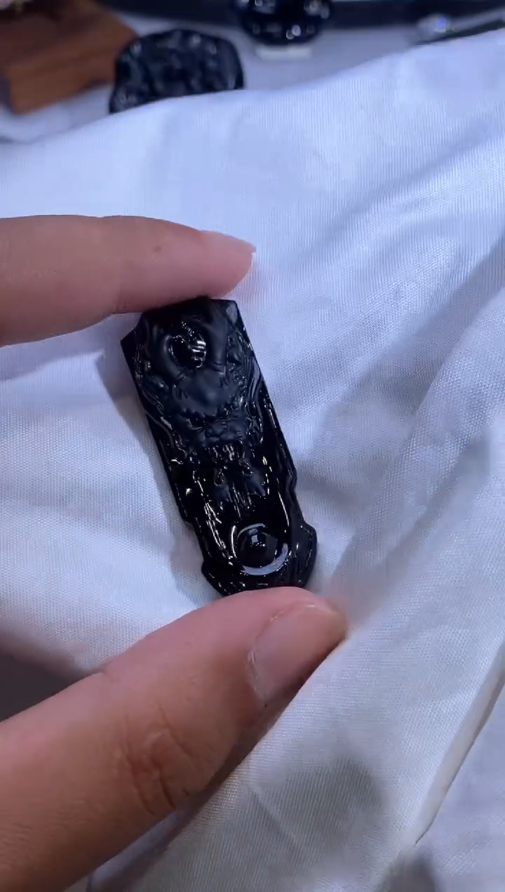 未镶嵌挂件翡翠缅甸天然A货墨翠 龙牌