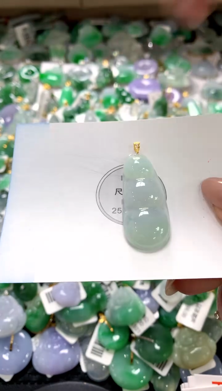 颈饰未镶嵌翡翠1111111111111111