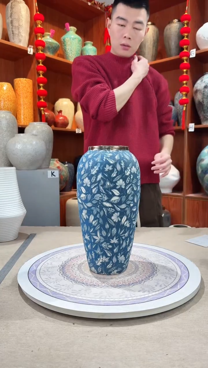 【闪购商品】瓶陶瓷花瓶 无花 微瑕 千叶青花大号