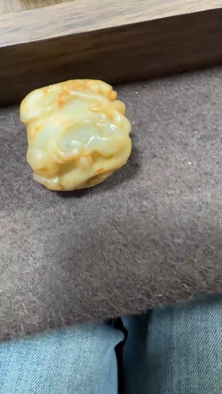 未镶嵌和田玉挂件一单一个微瑕