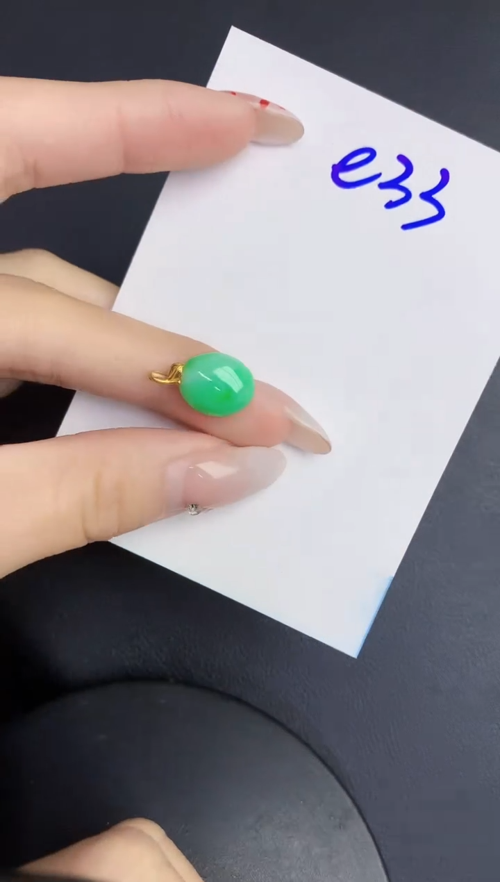 【闪购商品】翡翠颈饰18K金镶嵌0000000000