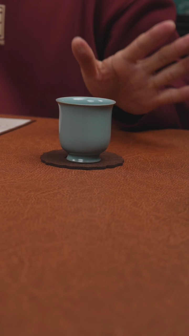 【闪购商品】杯一级原矿釉仿古支钉玉兰杯