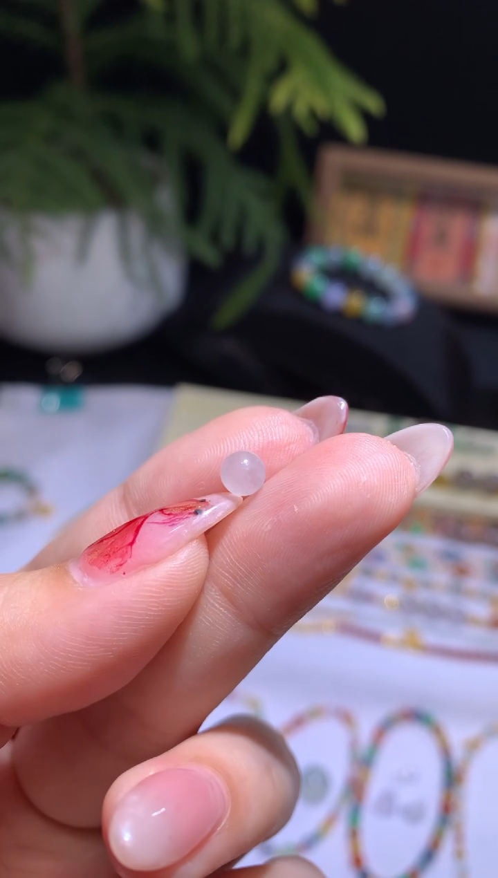 【闪购商品】定制翡翠未镶嵌5.1*珠子218+21