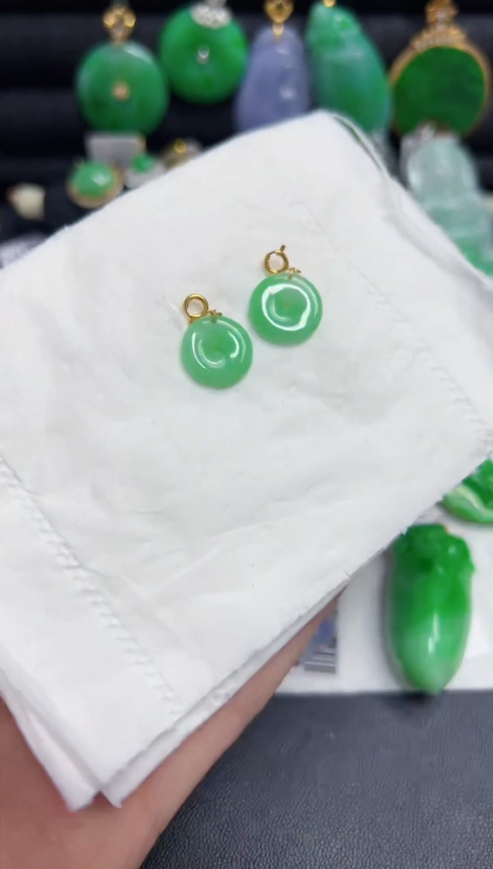 【闪购商品】翡翠颈饰18K金镶嵌Y缅料A货/多样性发货/一件