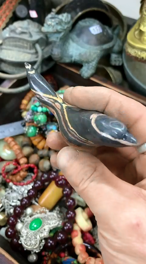 【闪购商品】一物一拍编号石头鸟