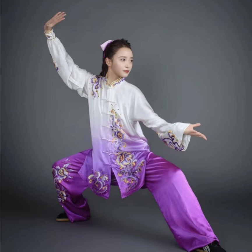太极拳表演服竞技比赛服真丝纺丝刺绣绣花彩服定制（15天发货）