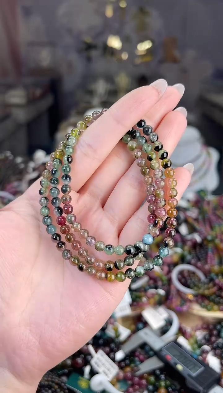 【闪购商品】/未镶嵌碧玺4mm+碧玺多圈多样性发货