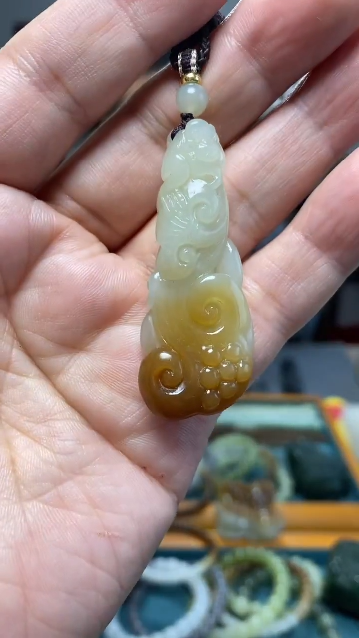 颈饰未镶嵌和田玉23