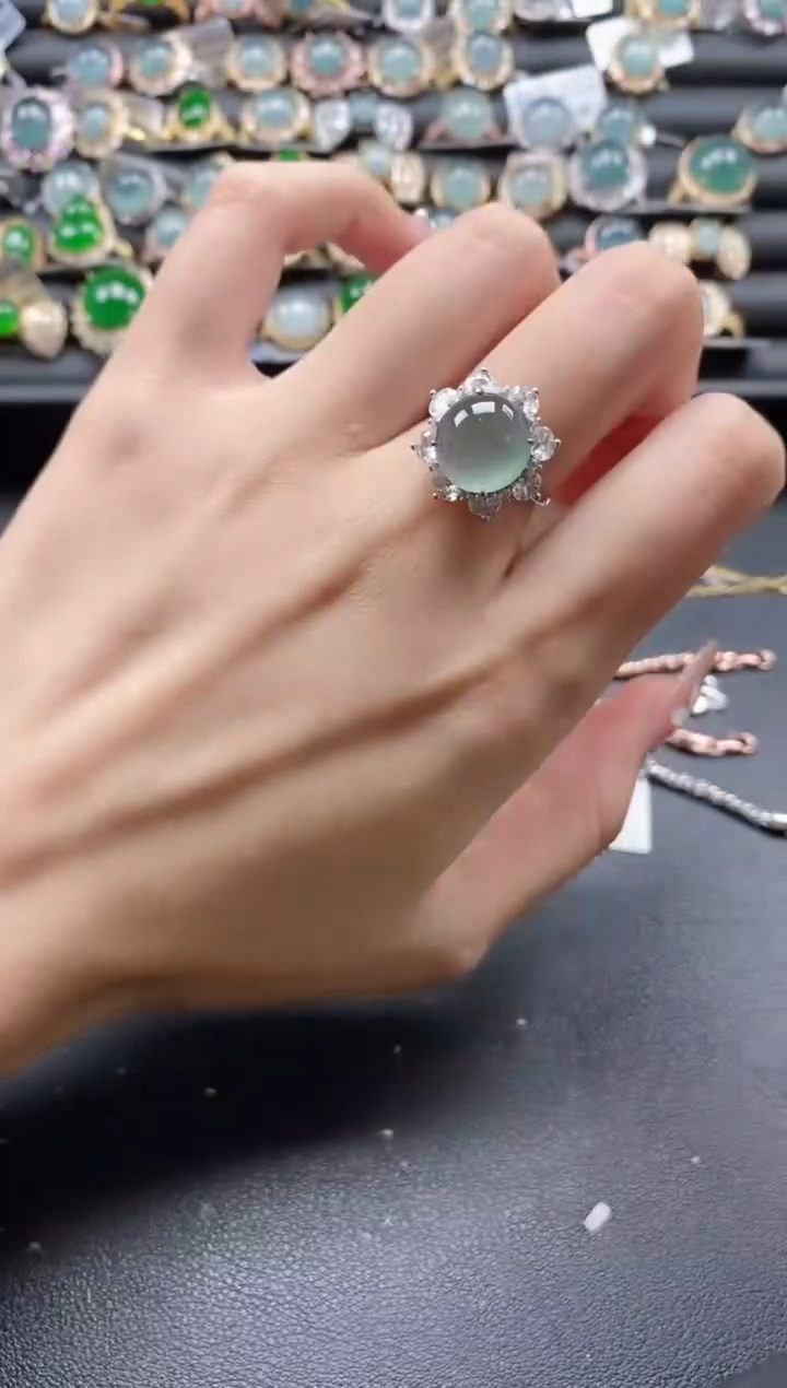 【闪购商品】翡翠戒指银S925镶嵌51511