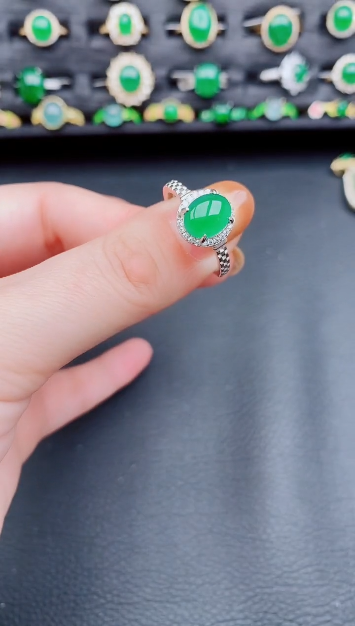 【闪购商品】翡翠戒指银S925镶嵌天然A货翡翠64