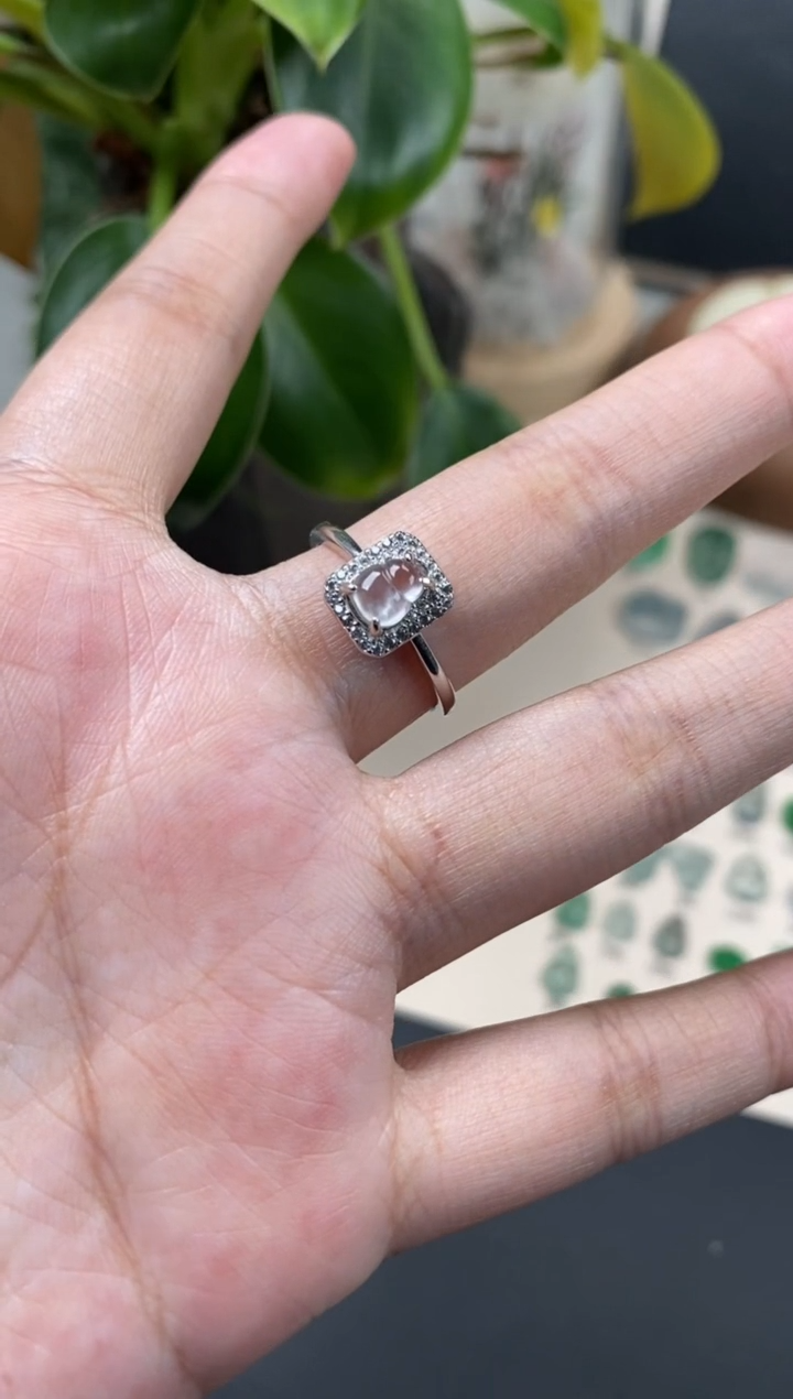 【闪购商品】翡翠颈饰银S925镶嵌翡翠白冰葫芦