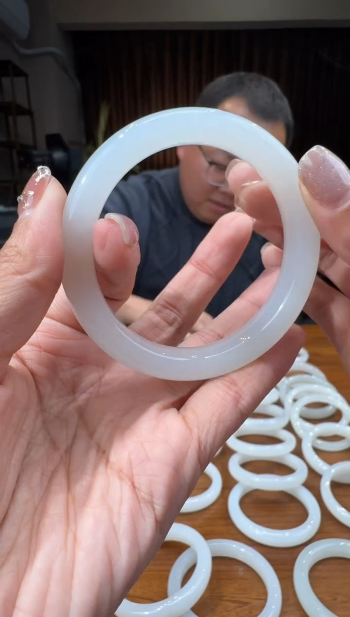 【闪购商品】和田玉160未镶嵌1.20理恒53-61圈