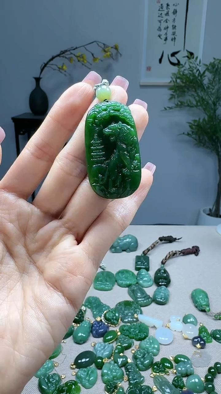 未镶嵌和田玉挂件1